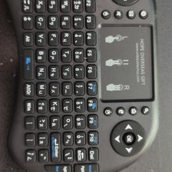 Wireless Mini Keyboard with mini mouse pad