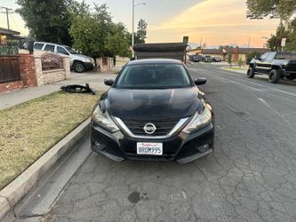 2017 Nissan Altima sr