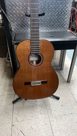 Cordoba C7 Classical Guitar w/ Case