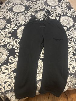 Black Essential Sweatpants (S)