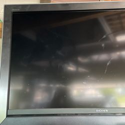 Sony Bravia KDL - 40W3000 . Super Nice!