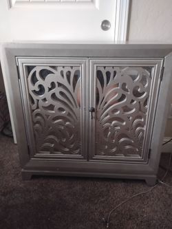 Wood and mirror cabinet