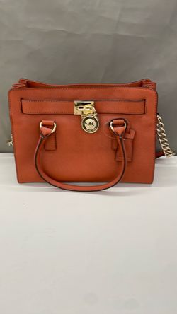 Michael Kors purse. Item No 447 (Shopgoodwill)