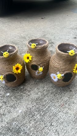 Handmade Winnie Pooh Bee theme baby party theme jars