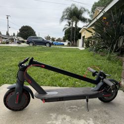 Electric scooter