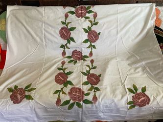 White Floral Rose Print Tablecloth