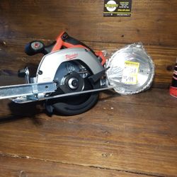 Milwaukee m18 6.5 Circular saw 