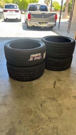 285/35r22 Tires