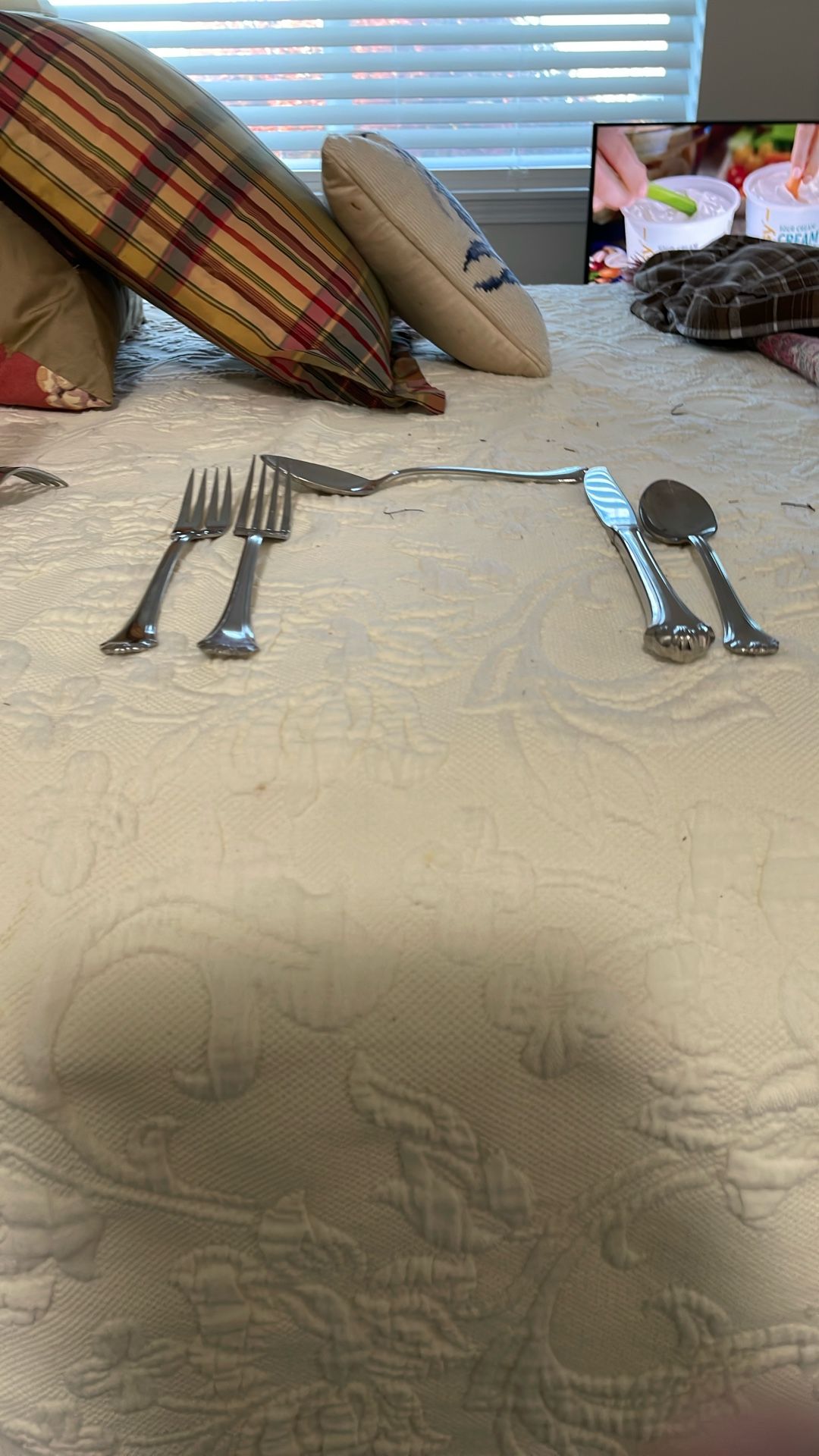 Oneida stainless, Midtowne Pattern (discontinued)