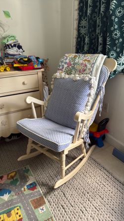 Rocking chair