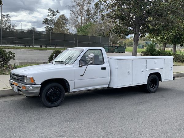 1990 Toyota pick up dually. Rebuild engine tags till next year for Sale ...