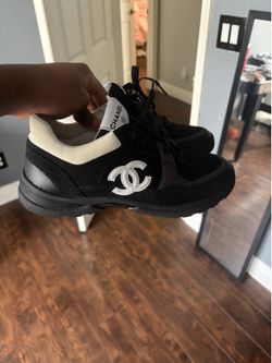 Chanel runners