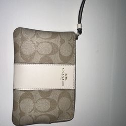 Coach Wristlet Wallet 