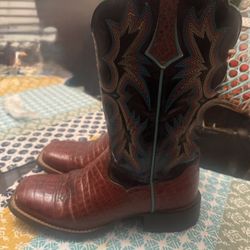 Women’s Ariat Boots Like New Size 5.5 