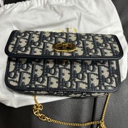 DIOR POUCH 