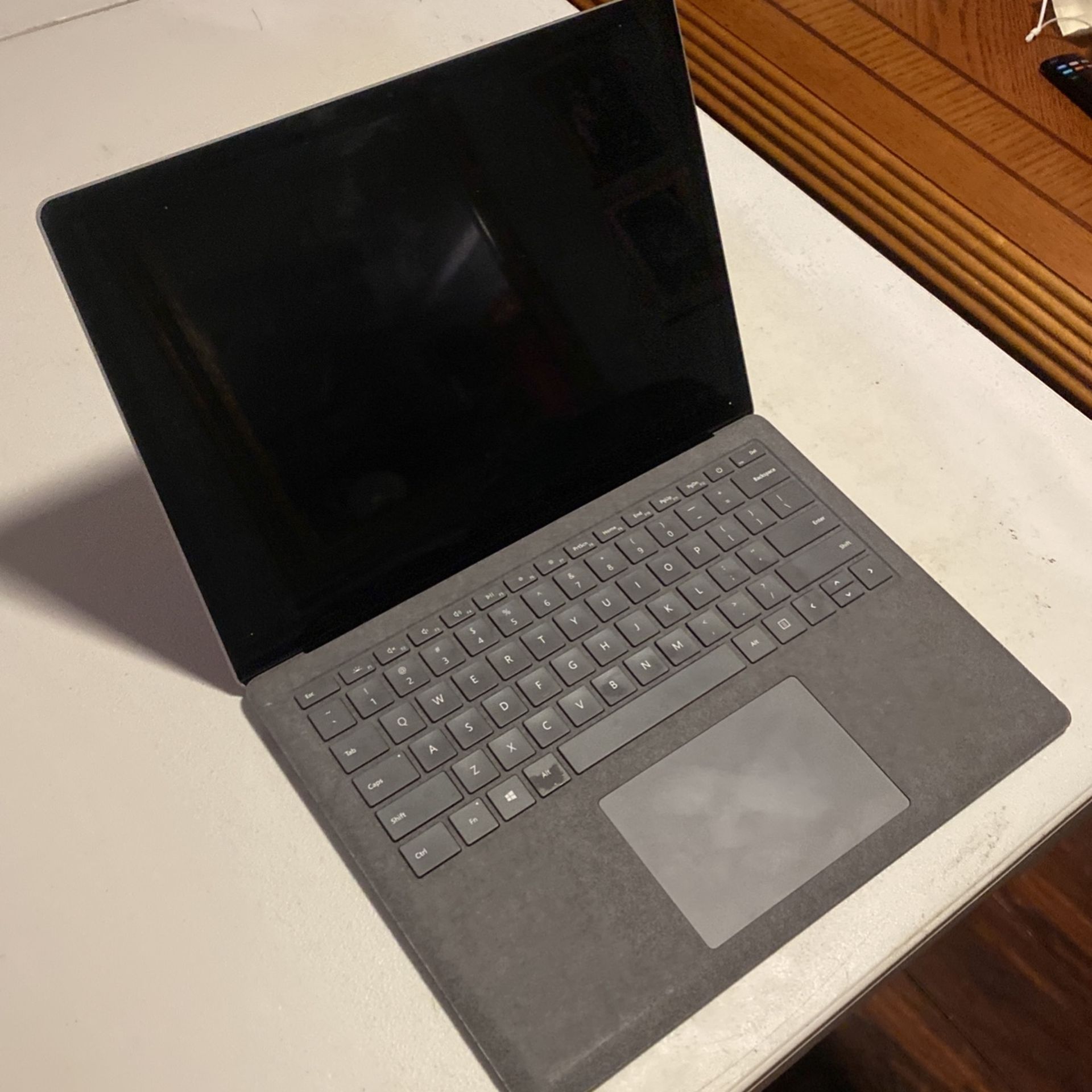 Microsoft 1867 Laptop