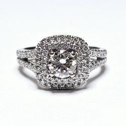Gold Natural Diamonds Wedding Ring 