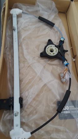 MAZDA 3 WINDOW REGULATOR BRAND NEW DRIVERS SIDE REAR