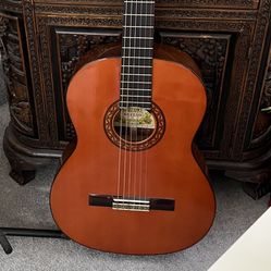 Suzuki (1976) Classical Guitar