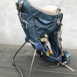 Kids Hiking Backpack with Rain Cover and Sunroof