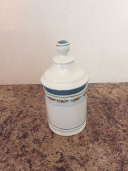 Small porcelain jar