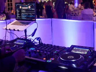 DJ SYSTEM