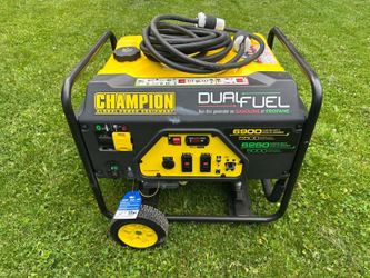 Champion 6900W Dual Fuel Generator – Gas & Propane – Like New