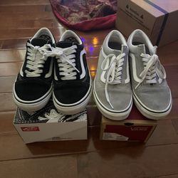 Vans Size 9 (price includes both pair)