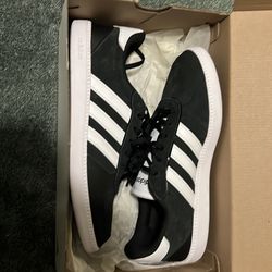 New Adidas breaknet sleek
