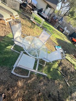 Outdoor Patio Table and Chair Set