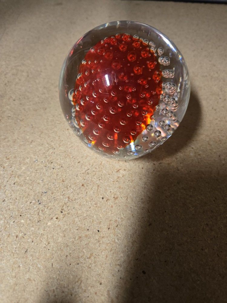 Read Clear Paper Weight decor