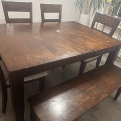 Mahogany Dining table and chairs