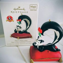 Hallmark Pepe Le Pew Ornament
