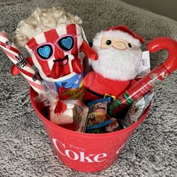 You Make My Heart Pop Christmas Day Gift Basket 