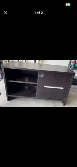 Tv table
