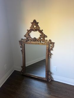 Ornate Antique-Style Gold Mirror