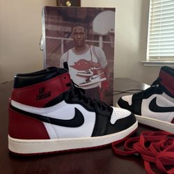 Air Jordan 1 Retro OG High Black Toe Reimagined Size 10 worn once