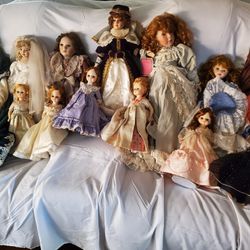 Porcelain Certified Collectable Dolls 