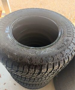 Tires 265/70R17