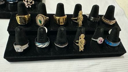 Muy bonitos Anillos de hombre y mujer