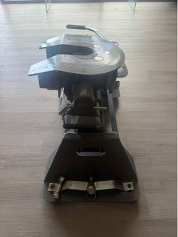 B&W Companion OEM 5th-Wheel Hitch for Ford Super Duty