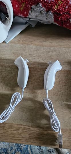 Wii controllers