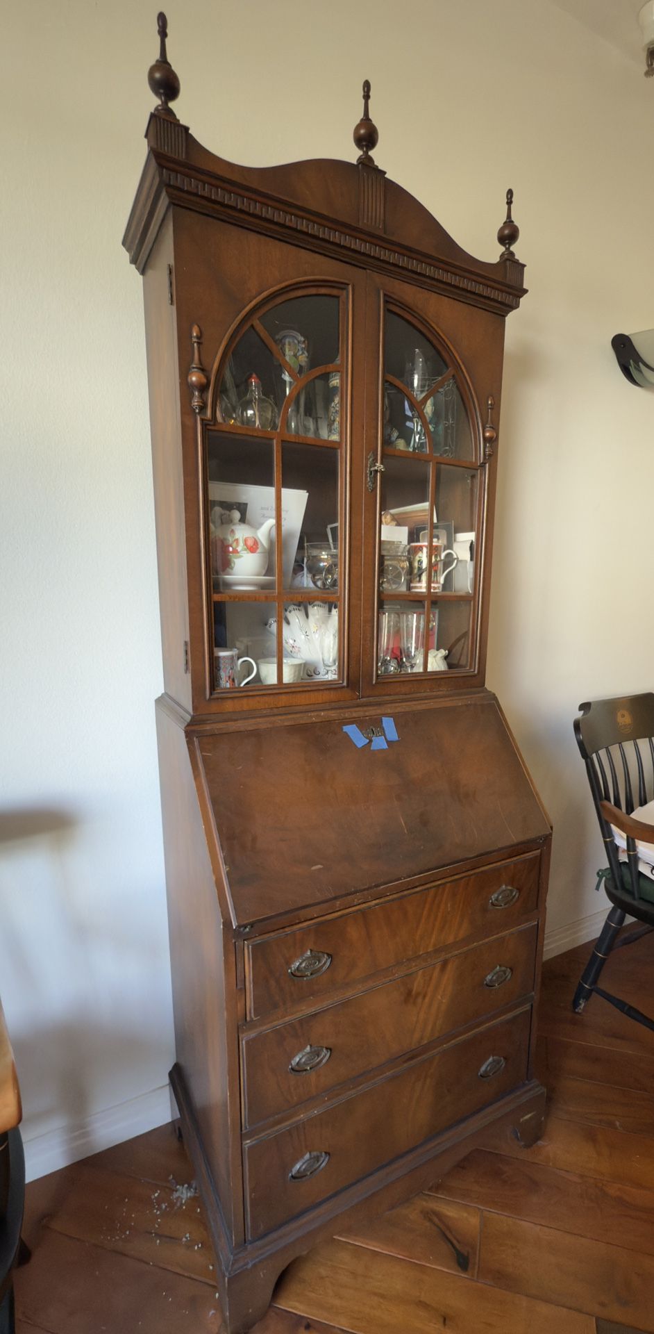 Secretary Desk with Hutch