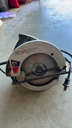 7 1/4” old school skillsaw.