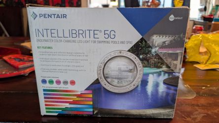 Pentair intellibrite 5g pool light