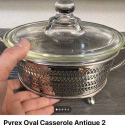 Pyrex Oval Casserole Antique 2 Qt Casserole With Lid and Silve...