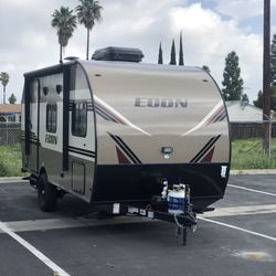 Rubber Roofing on RV