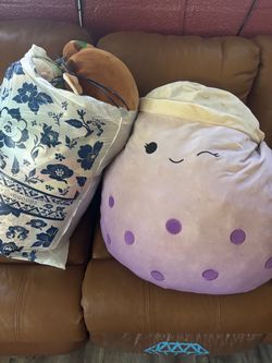 Squishmallows and plushies