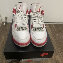 Air Jordan 4 Retro OG ‘Fire Red’ - Size 10.5 