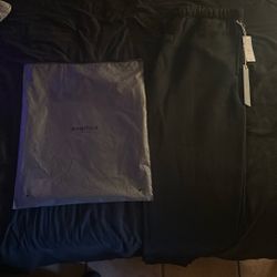 Black Cuffed Essential Sweats 